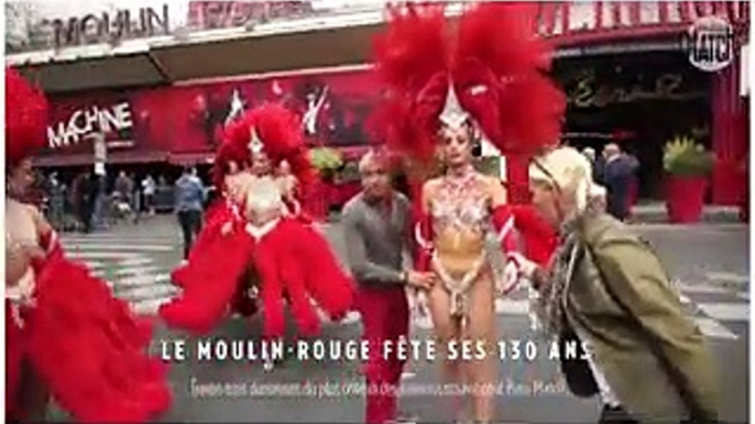 Les danseuses du Moulin Rouge réunies pour une photo d'anniversaire exceptionnelle