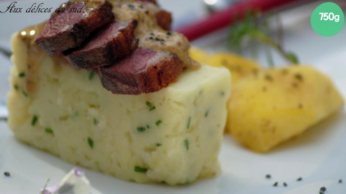 Magret de canard aux pommes avec un écrasé de pommes de terre ciboulette