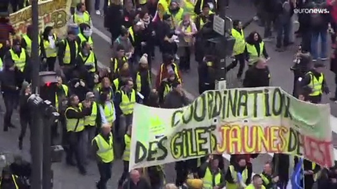 Francia, elezioni presidenziali: Macron cerca la riconferma dopo 5 anni turbolenti