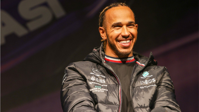 VOICI : Les 12 coups de midi : Mael, le maître de midi, confond Lewis Hamilton avec... Laurent Maistret