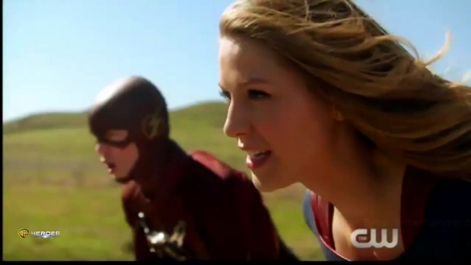 Flash (2014) - saison 3 - épisode 17 "Les premières images du cross-over musical avec Supergirl"