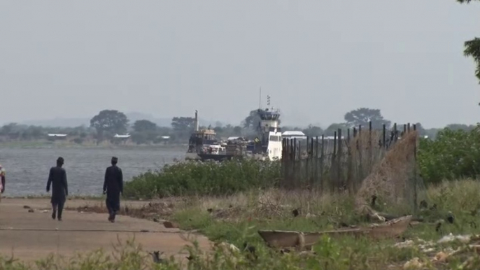 Tourists enjoy picturesque view on Volta River with amazing breath taking views