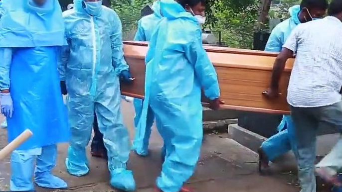 This Bengaluru Resident Has Performed Last Rites For Over 800 Covid-19 Victims
