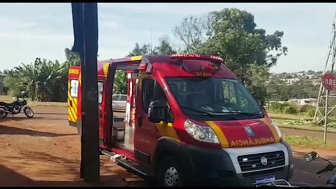 Bombeiros atendem vítima que sofreu queda de veículo no Bairro Brasmadeira