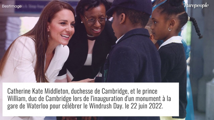 Kate Middleton renversante en ensemble blazer blanc Alexander McQueen, aux côtés d'un William royal