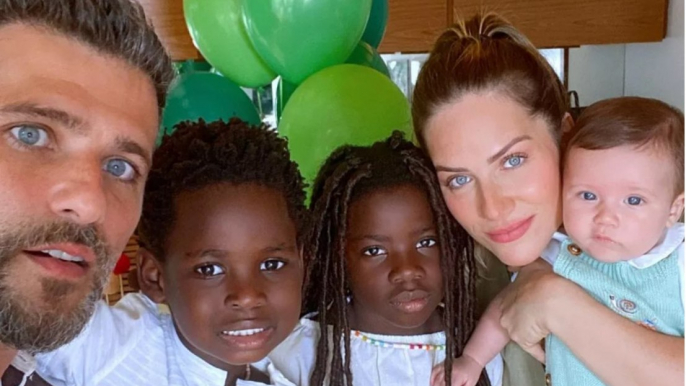 Giovanna Ewbank e Bruno Gagliasso agradecem carinho após caso de racismo