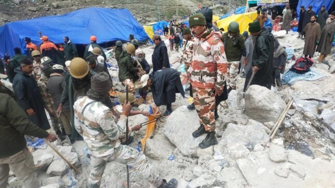 Amarnath cloudburst: Flash floods kill 16, rescue ops on