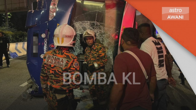 Kemalangan | 19 penumpang cedera, bas persiaran dua tingkat terbalik