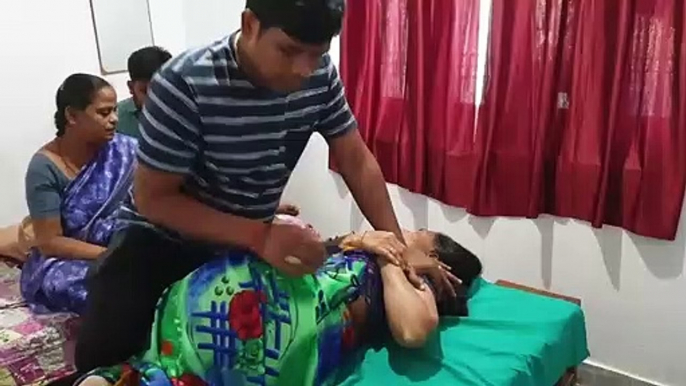 Chiropractic on back pain in India Bihar