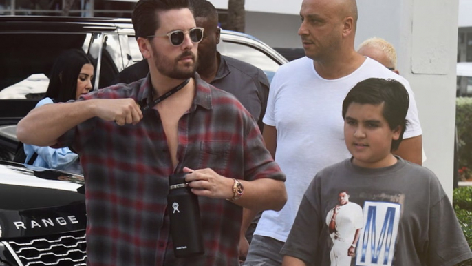 Kourtney Kardashian Shuts Down Rumors Of Secret Mason Disick Ig Account