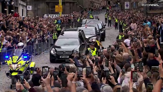 Le cercueil d'Elizabeth II est au palais d'Holyroodhouse à Edimbourg