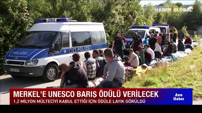 Merkel, çok sayıda mülteciyi kabul ettiği için UNESCO Barış Ödülüne layık görüldü