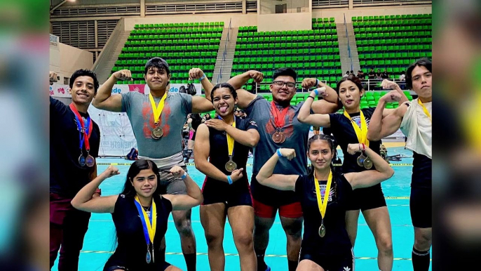 Vallartenses consiguen plata en Campeonato de Powerlifting | CPS Noticias Puerto Vallarta