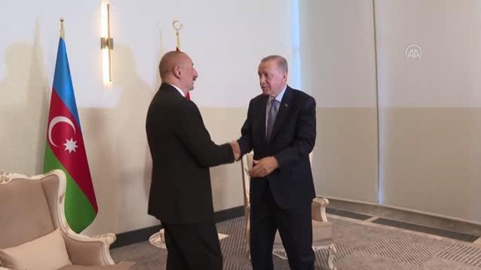 Cumhurbaşkanı Erdoğan, Azerbaycan Cumhurbaşkanı Aliyev ile bir araya geldi