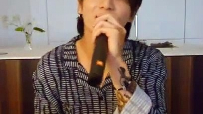 Jungkook Weverse Live | BTS JK Birthday Live [2nd Live Weverse] 220901 Birthday karaoke