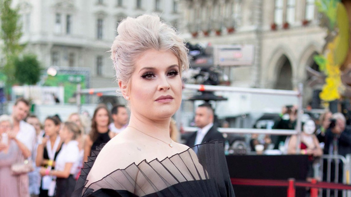 Kelly Osbourne reveals she has gestational diabetes!