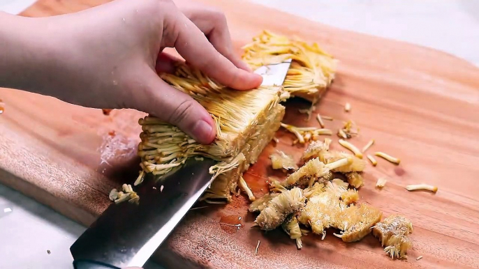 ASMR SPICY BLACK BEAN ENOKI MUSHROOMS OCTOPUS 짜장불닭 팽이버섯, 낙지 먹방 咀嚼音えのき MUKBANG ZOEY ASMR