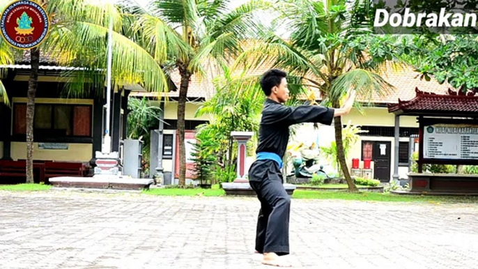 tenik jurus Tunggal pesilat