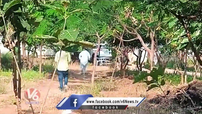 KA Paul Running From Polling Booth | Munugodu ByElection Polling | V6 News