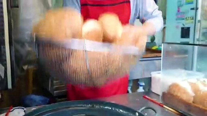 Crispy outside, Soft inside! Old-fashioned Vegetable Sandwiches Still Popular - Korean street food