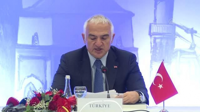 Bakan Ersoy : " Türk Dünyası Kültür Başkenti' sancağını 2023 yılında, Azerbaycan kültür ve sanatının en önemli merkezlerinden Şuşa şehrine...