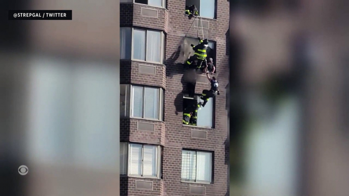 USA : Les images spectaculaires des pompiers risquant leur vie cette nuit lors d'un incendie qui a fait au moins 38 blessées à New York