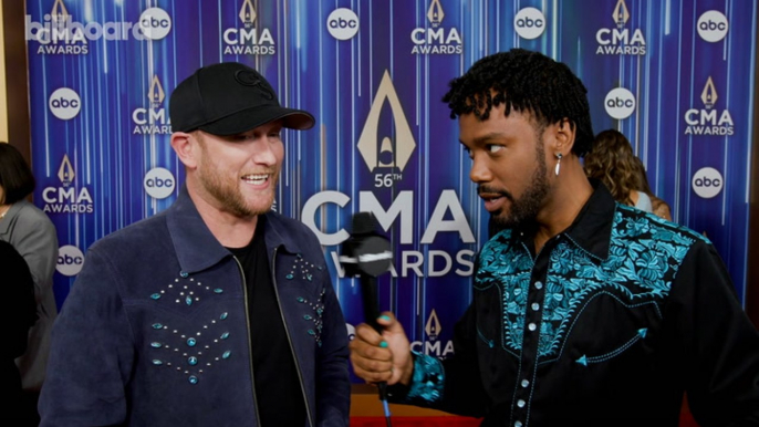 Cole Swindell On Working With Thomas Rhett, Performing In Bars, His First Trip To Nashville & More | CMA Awards 2022