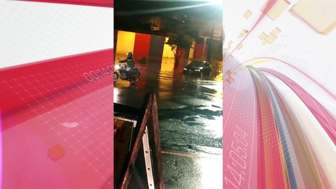 Forte chuva deixa motorista ‘ilhada’ na Av. Minas Gerais em Apucarana