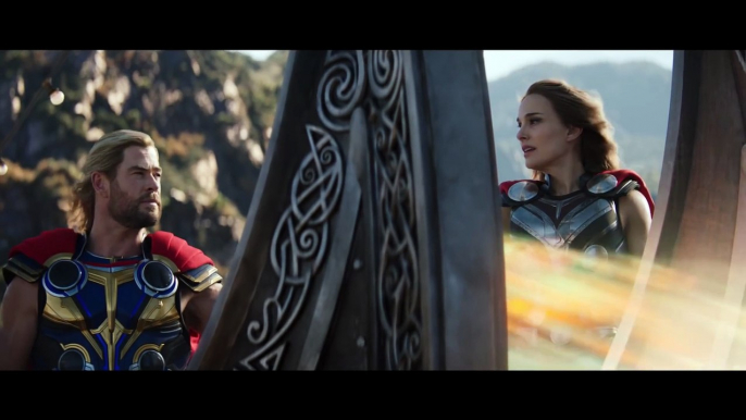 Thor : Love and Thunder - Bande-annonce officielle (VOST) | Marvel