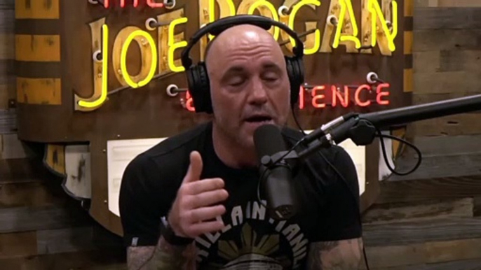 Joe Rogan: LOL Dave Chappelle ROASTS, A College Professor Who Does Drugs "For Research" Purposes