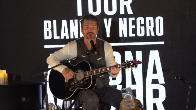 Ricardo Arjona anuncia nueva gira por Estados Unidos para Estados Unidos con "Blanco y negro"