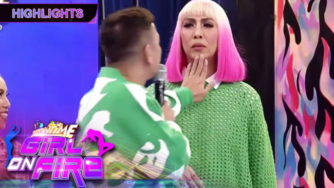 Vice Ganda is surprise when Jhong push his chin | Girl on Fire