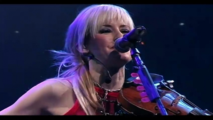 DIXIE CHICKS — TORTURED, TANGLED HEARTS | DIXIE CHICKS TOP OF THE WORLD TOUR 2003 LIVE