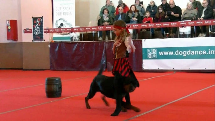 Autres compétitrices lors de la compétition de danses canines le 5 mars 2023 à Salelles du Bosc