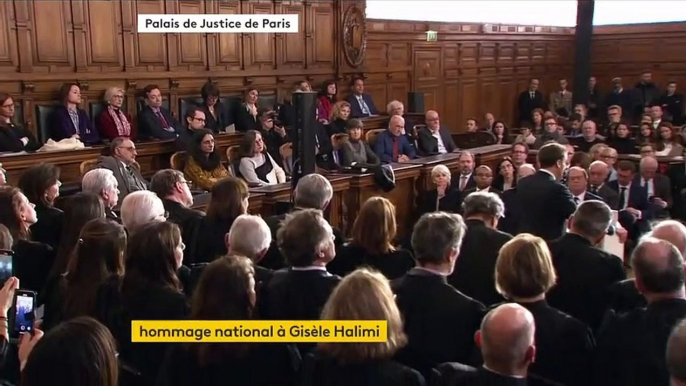 Pendant l'hommage national à Gisèle Halimi, Emmanuel Macron annonce un projet de loi "dans les prochains mois" pour inscrire la "liberté" des femmes à recourir à l'IVG dans la Constitution