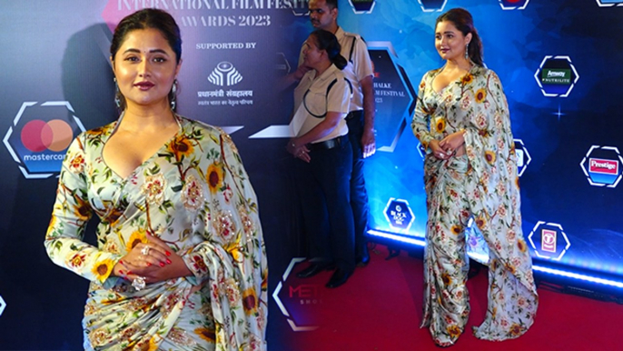 Dadasaheb Phalke International Film Festival 2023: Rashami Desai Floral Saree Gorgeous Look Viral