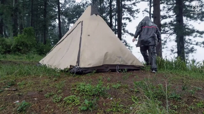 CAUGHT IN A RAINSTORM - SOLO CAMPING IN HEAVY RAIN - ASMR RELAXING RAIN