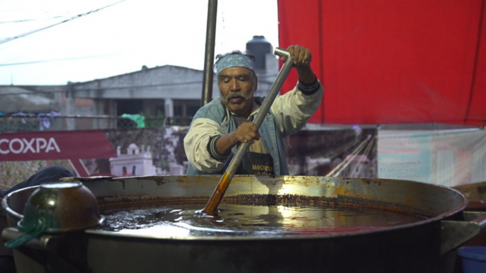 How 5,000 gallons of mole and 60,000 tamales are made in Milpa Alta, Mexico