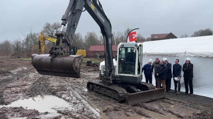 Premier coup de pelle pour le futur hôtel de Police de la zone Samson