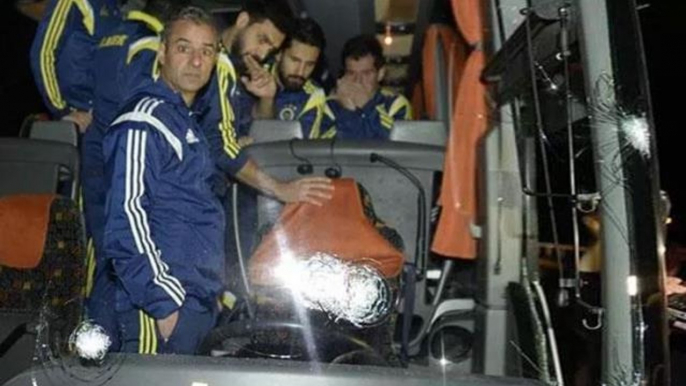 Jesus'un sözleriyle neye uğradığını şaşıran Fenerbahçe taraftarları, aynı fotoğrafı paylaşıyor