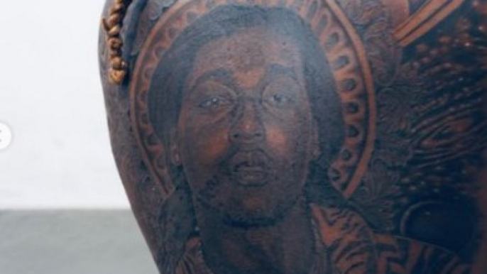 Offset is sporting a new back tattoo in memory of his late Migos bandmate and cousin Takeoff