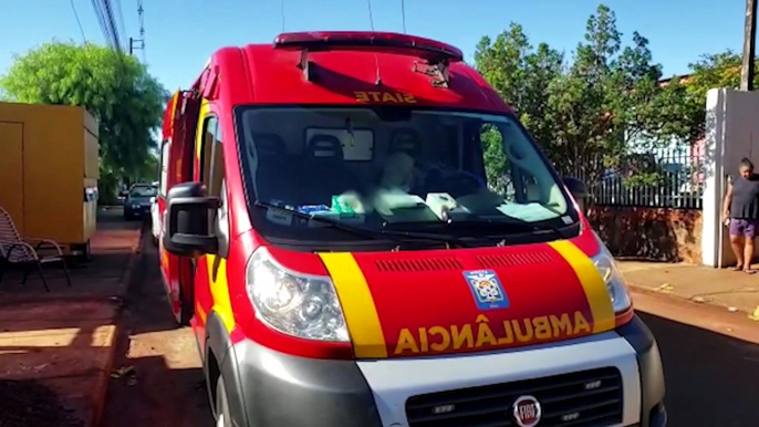 Homem fica ferido ao sofrer queda em escada no Bairro Interlagos