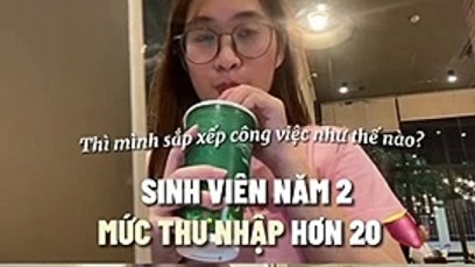 Nữ sinh viên năm 2 đại học kiếm 20 triệu tháng: Làm cùng lúc 3-4 việc, vẫn dành thời gian học bài