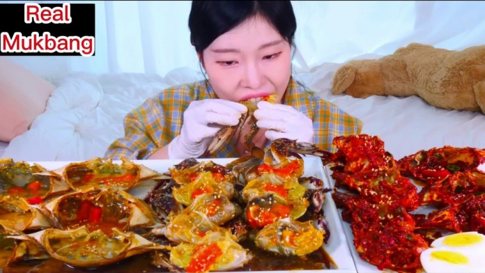 ASMR MUKBANG Soy sauce marinated crab and Spicy marinated crab. Rice.