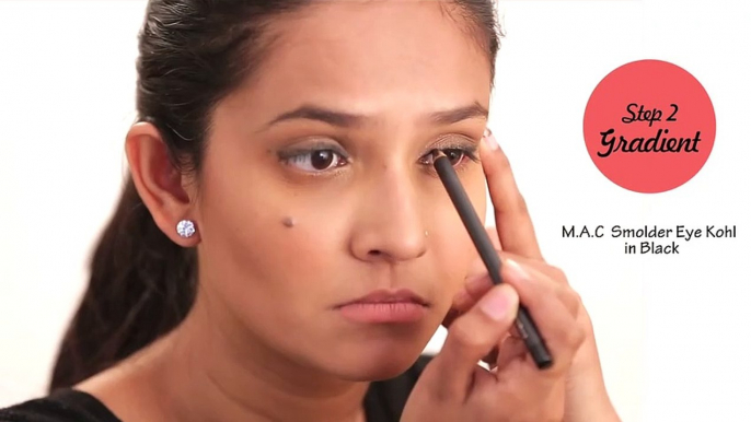 How To Smokey Eye Using A Q-Tip   Makeup Tricks