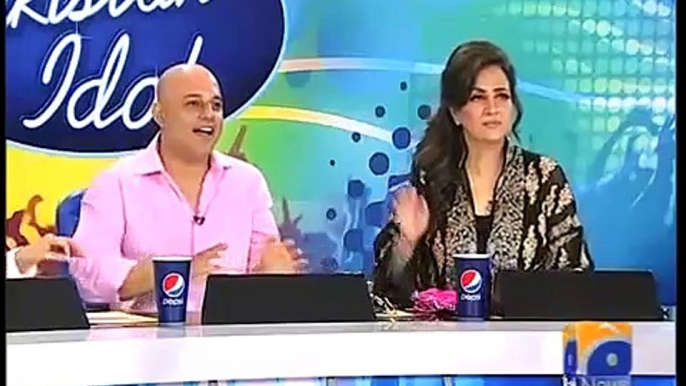 Funny Pakistan Idol Singer Made Judges Disappeared. Judges Ran Away From Stage.