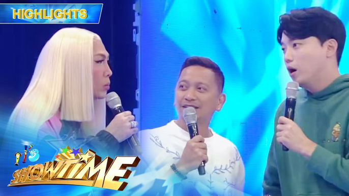 Vice Ganda rescues Ryan from Jhong | It's Showtime