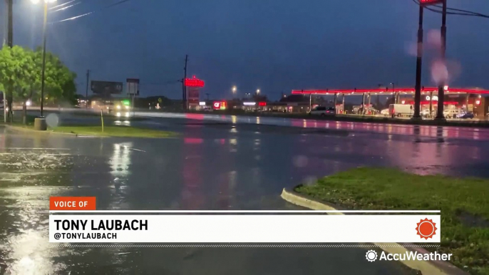 Severe storms roll through Texas