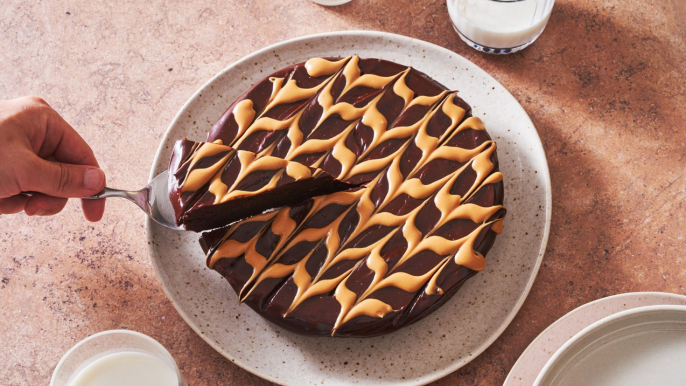 Flourless Peanut Butter Chocolate Cake Was Made For Peanut Butter Lovers