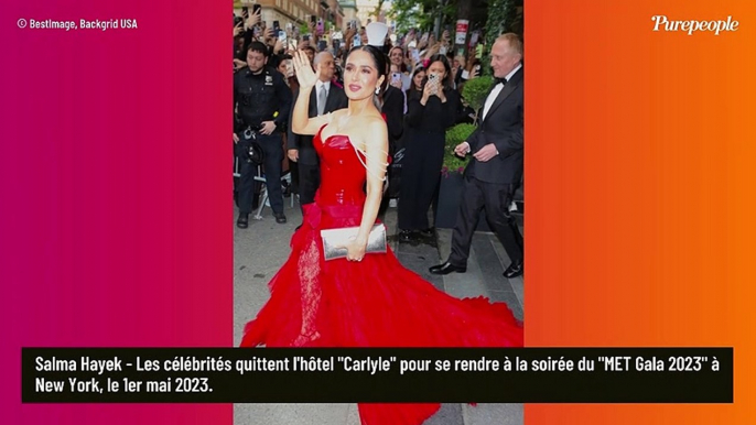 Salma Hayek, incendiaire et amoureuse en décolleté gonflé, son amie Penélope Cruz en robe de mariée pour le MET Gala 2023